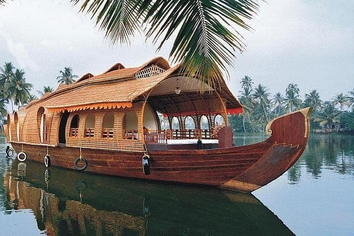 Alleppey Backwater Cruise — Kerala